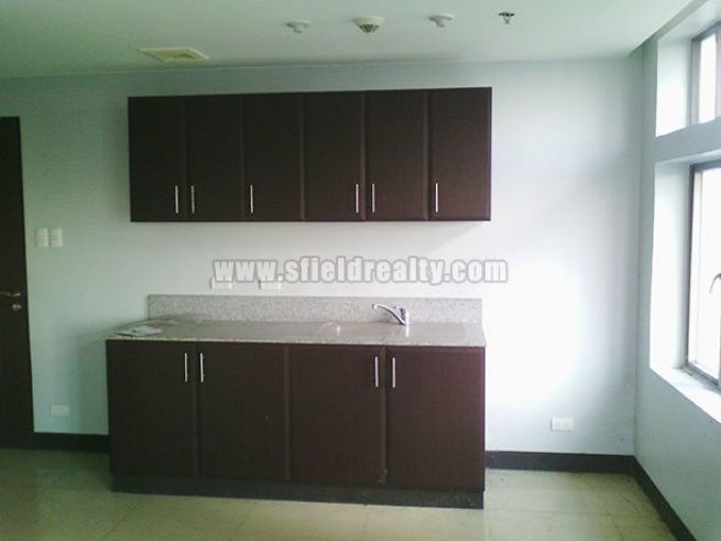 "Manhattan Parkway, 1 Bedroom for Rent, Araneta Center, Cubao, Shepherd"04
