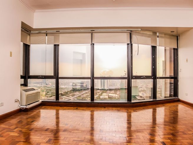 Semi-Furnished Three bedroom unit in Pacific Plaza Ayala04