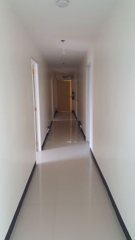 Studio Unit for rent De La salle Taft area03
