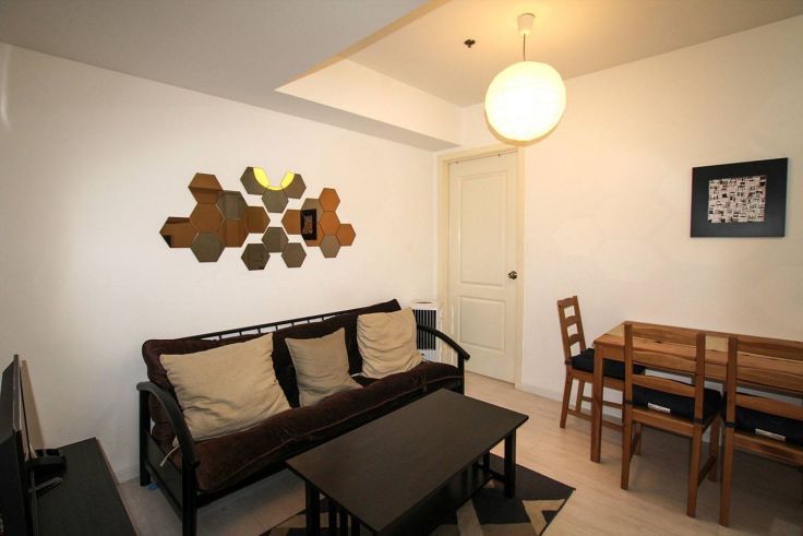 2BR Beach View Condo Azure Para?aque03