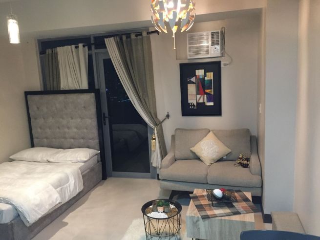 "Furnished Studio Unit for Rent in Manhattan Heights, Araneta Center, C"03
