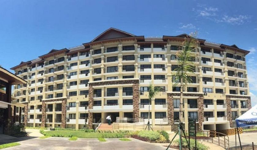 Fully Furnished 1 Bedroom Condo Unit near Limketkai04