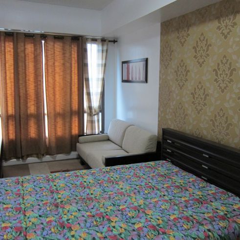 For rent rockwell Joya lofts and towers 1br03