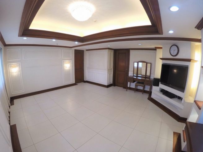 3 Bedroom Unit in Orchard 203