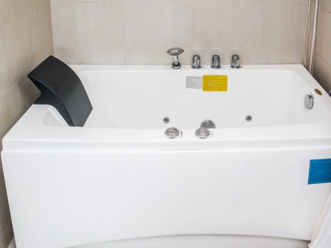 2BR-Fully Furnished Condo in The Residences at Greenbelt03