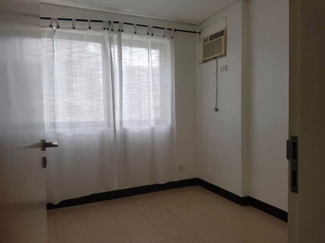 Mabolo 2-Bedroom Condo for Rent 25K Only - JB03