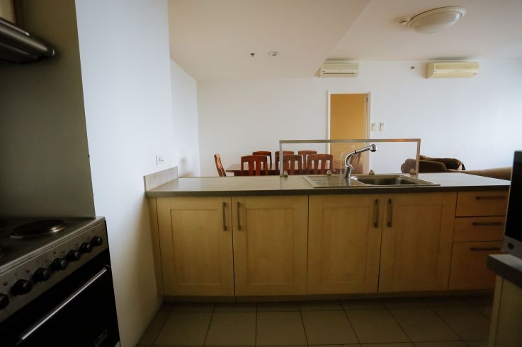 Fully furnished Three bedroom unit in One Rockwell West Tower04