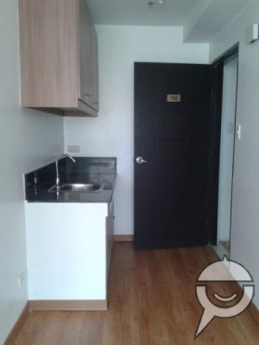 "Condo Unit for Lease - The Boni Tower, Mandaluyong City"03