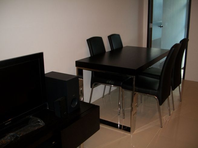 Modern Condo Near Greenbelt Makati03