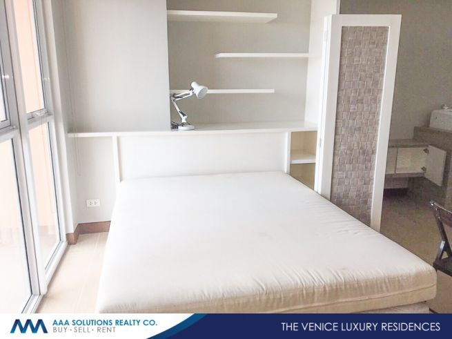 The Venice Residences Mckinley Hill Fort Taguig Studio For Rent Unfurn04