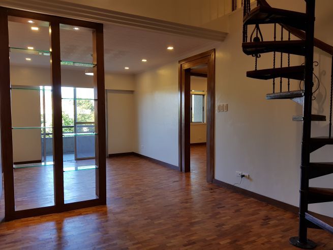 Valle Verde 6 Vine Villas 2 bedrooms with loft  2 T&amp;B 1 Parking Sp04