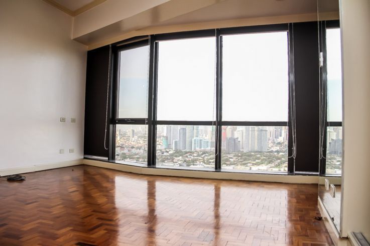 "Three bedroom unit, Semi-Furnished in Pacific Plaza Ayala"03