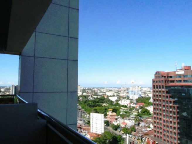 Ayala Condo Spacious Studio with balcony For Rent03