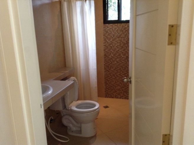 "Condo Unit  Angeles City Pampanga 2 Bedroom P 28,000/month"04