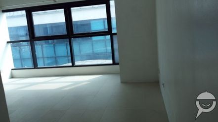 Unfurnished Penthouse Studio unit in BSA Twin Towers02
