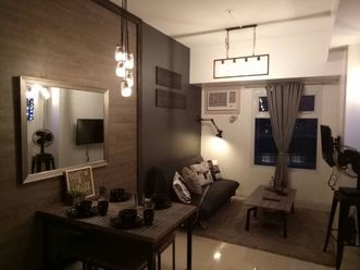 The Trion Towers 1BR For Rent in BGC02