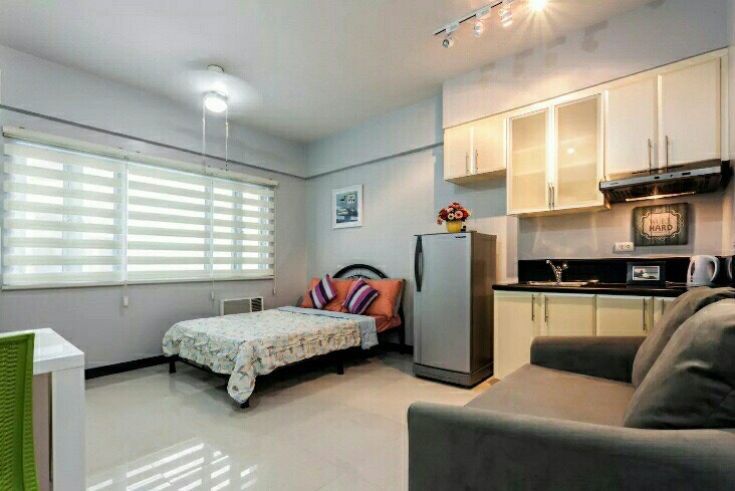 "Studio Condo for Rent in McKinley Hill Taguig City, 23sqm"04