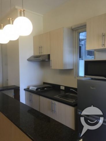 "2 Bedroom Condo in Legaspi Village, Makati"04