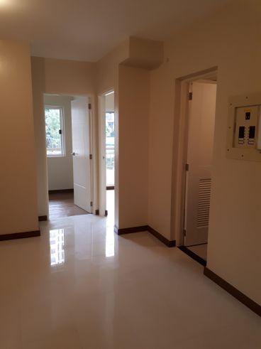 "For sale DMCI Unit, 2 bedroom (Garden Atrium)"03
