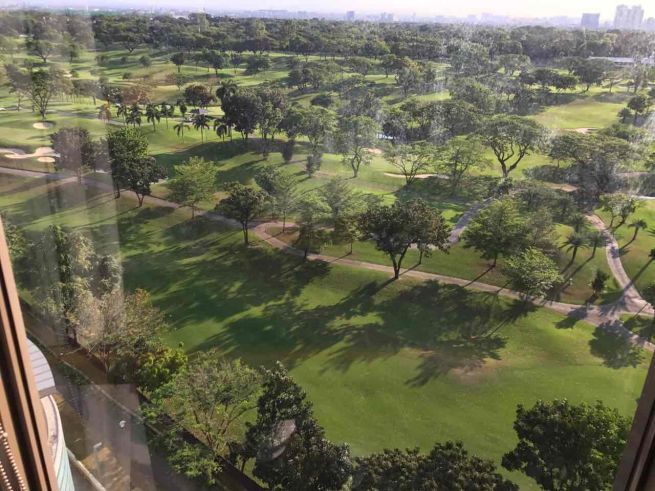 1 BR Loft Type Condo Golf Course View in BGC for Rent03
