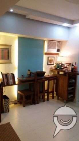 Fully Furnished Two Serendra Red Oak Unit for Rent03