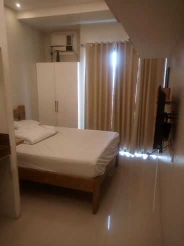 Affordable studio near cebu bussiness park and landers cebcebu city04