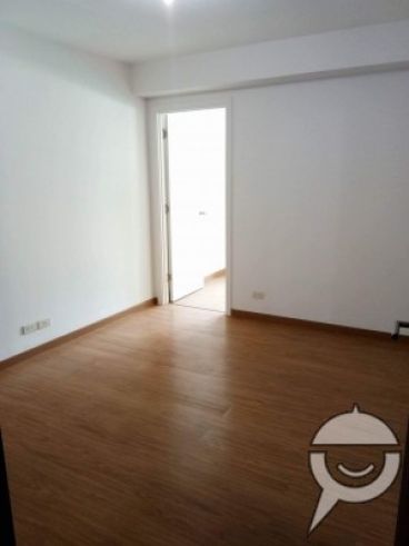 Brand New Condo Unit with Parking at Acqua Private Residences for Rent03