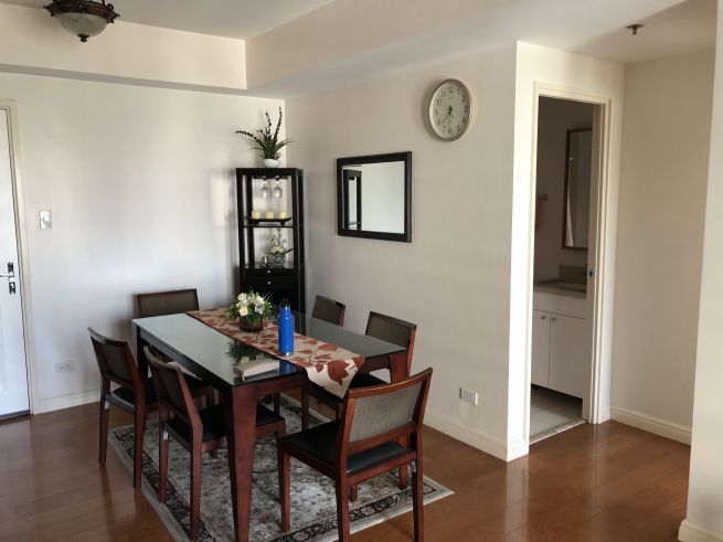 2 Bedroom Unit in One Rockwell East with view of Makati CBD skyline04