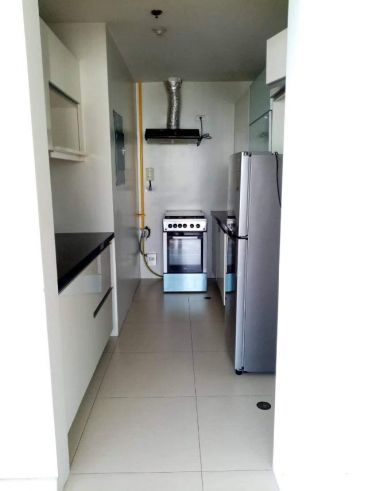 FOR RENT: Fully Furnished 1BR Unit in The Beaufort03