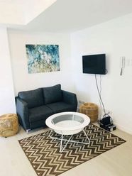 "FOR RENT Modern Style Living 2BR in Maui Tower, Azure Urban Residences"02