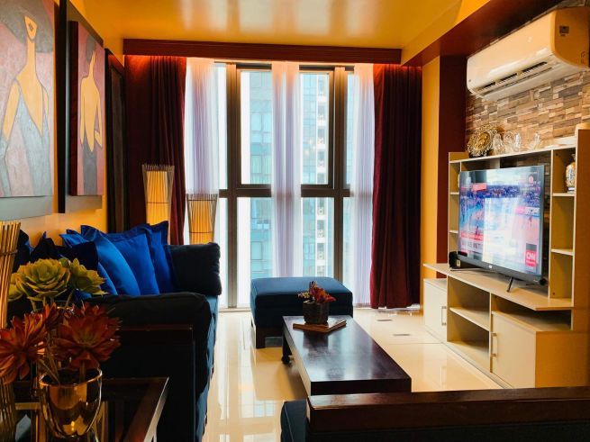 2BR for rent in Uptown Ritz. BGC04
