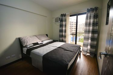 "2BR Condo for Lease in Asteria Residences, Brgy. San Isidro, Para?aque"02