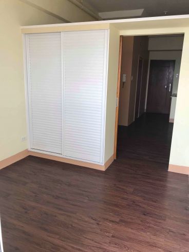 1BR with Balcony Near UST (Grand Residences Espana 2)03