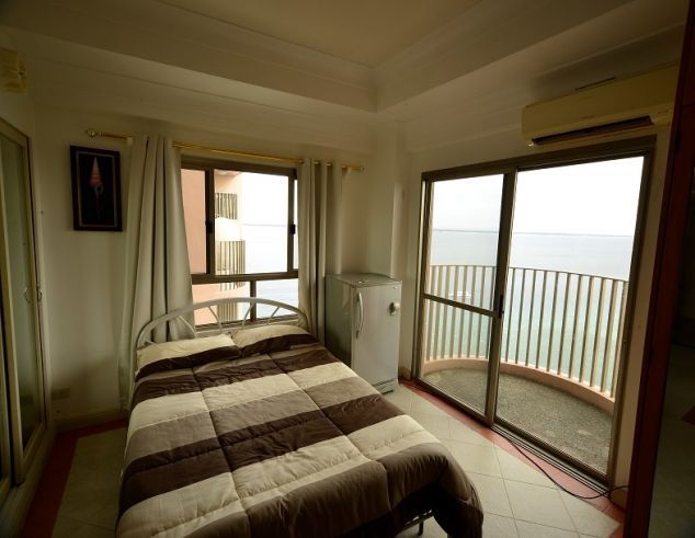 Cozy furnished Studio Unit with Great Sea View03
