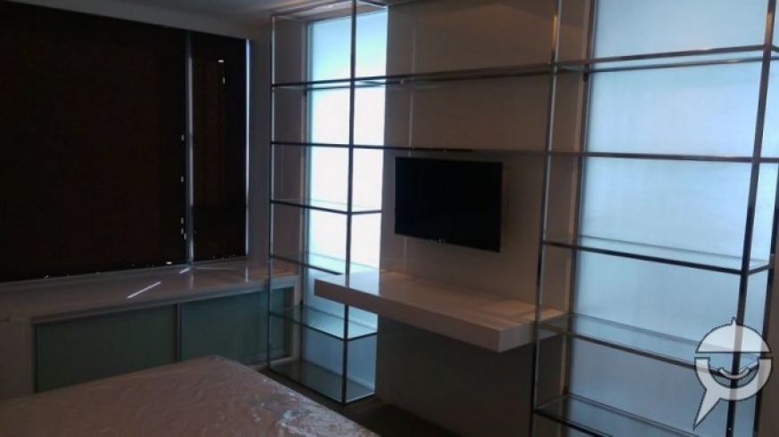 1 Bedroom Fully furnished unit in Ayala Ave. extension Makati03