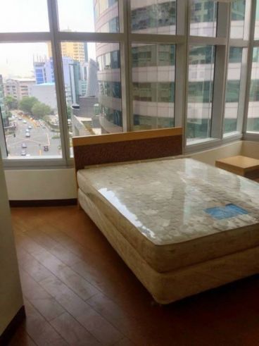 "For Rent: One Central, 2 Bedroom, Furnished, 105 sqm, Makati City"01