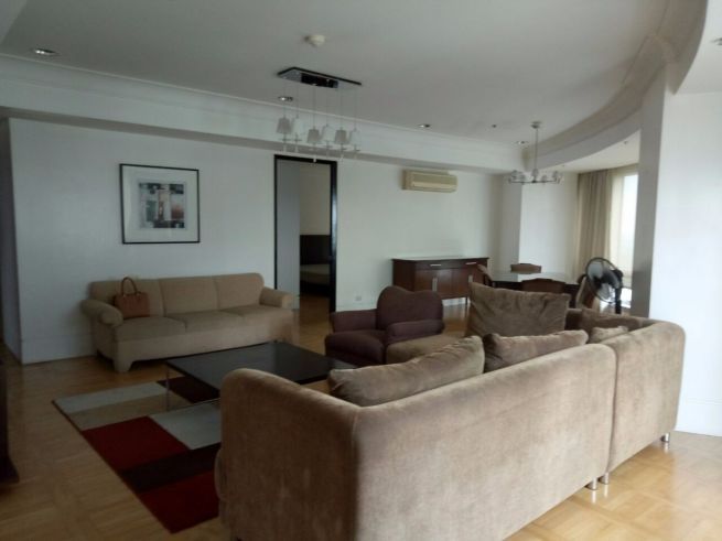 3BR 2 car One Mckinley place BGC03
