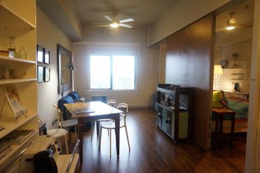 1 BR with parking Fairways Tower BGC02