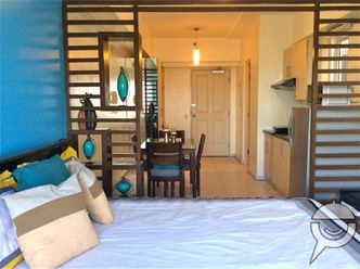 Fully Furnished Studio in Columns Legaspi Village Makati for Rent02