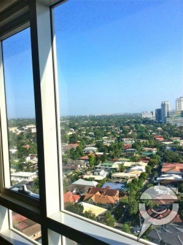 Fully Furnished Studio in Columns Legaspi Village Makati for Rent03