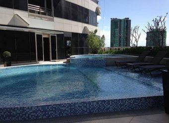 1 Bedroom Furnished with Sunset Golf View for Rent at Fairways Tower B02