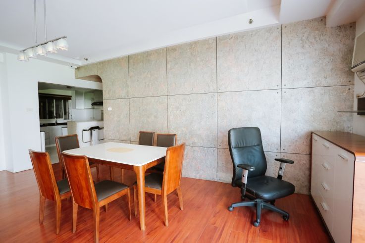 Three bedroom fully furnished with three bathroom in Three Salcedo Pla03