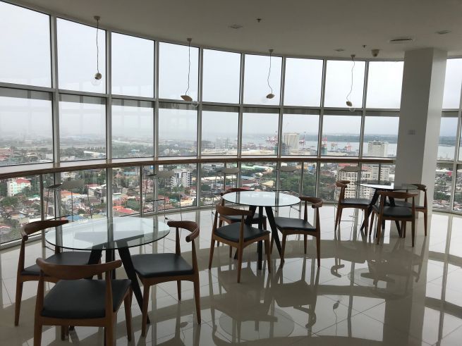 Fully-Furnished Studio Condominium Unit in Cebu Business Park03