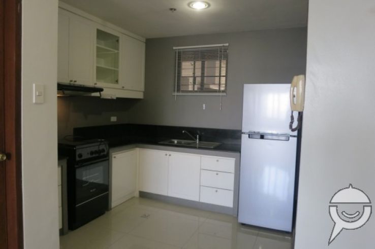 Fully Furnished Two Bedroom for Rent at Echelon Tower Malate Manila04