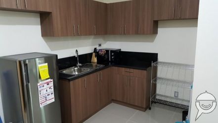1 BR Condo Robinsons Magnolia New Manila02