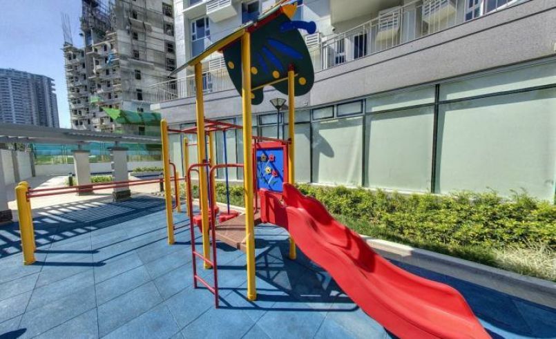 2 Bedrooms in Trion Towers BGC Taguig unit code:TRI4603