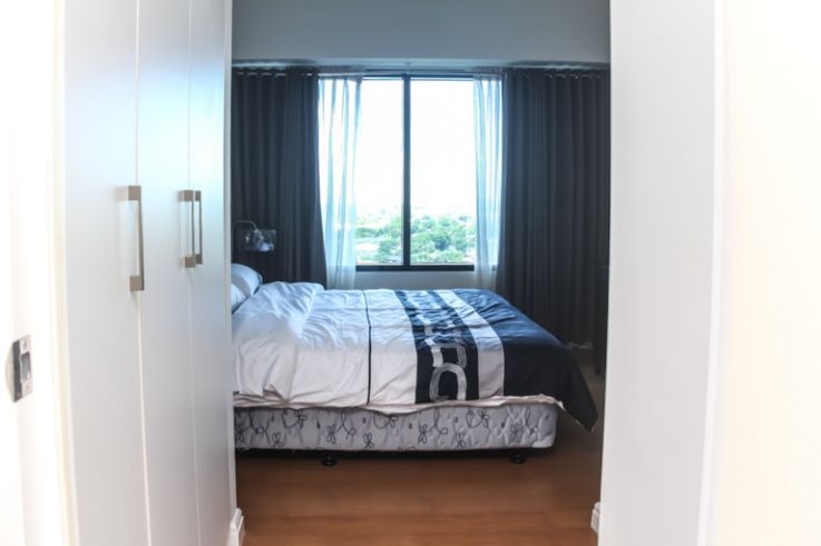 "2BR, Fully Furnished condo in One Rockwell"03