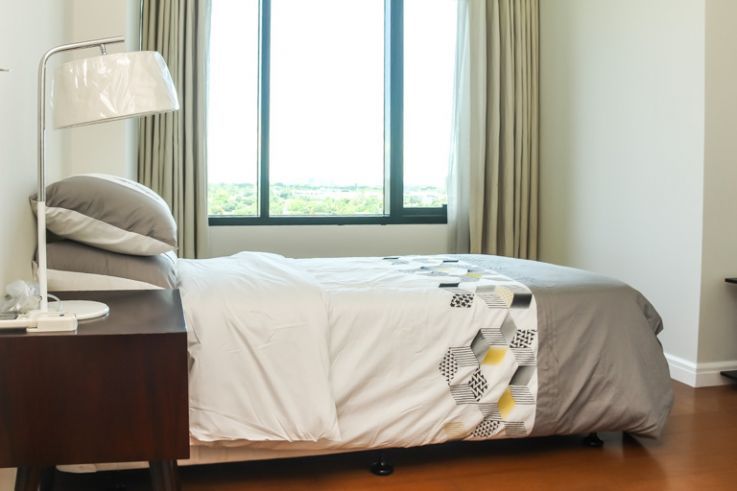 "2BR, Fully Furnished condo in One Rockwell"04