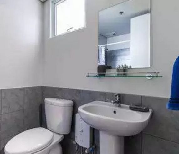 "The Columns Legazpi, Studio-type Condo for Rent, CRD01436"01