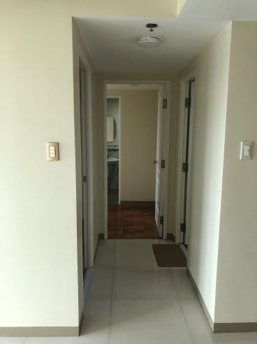 2-BRM unit in Dansalan Gardens with brand new appliances03